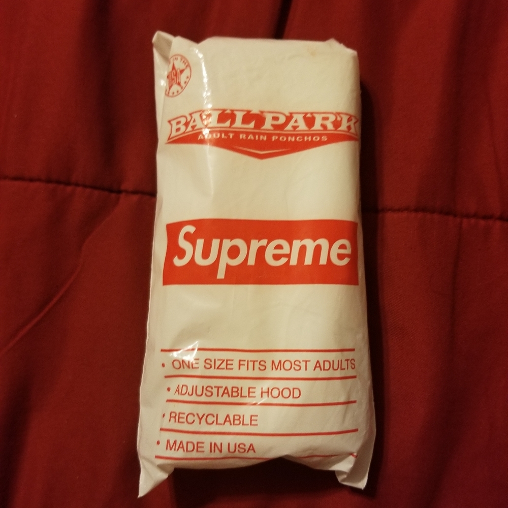 Supreme Poncho